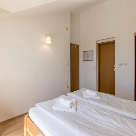 Comfort One Bedroom With Terrace And Sea View A2