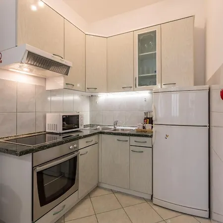 Comfort One Bedroom With Terrace And Sea View A2